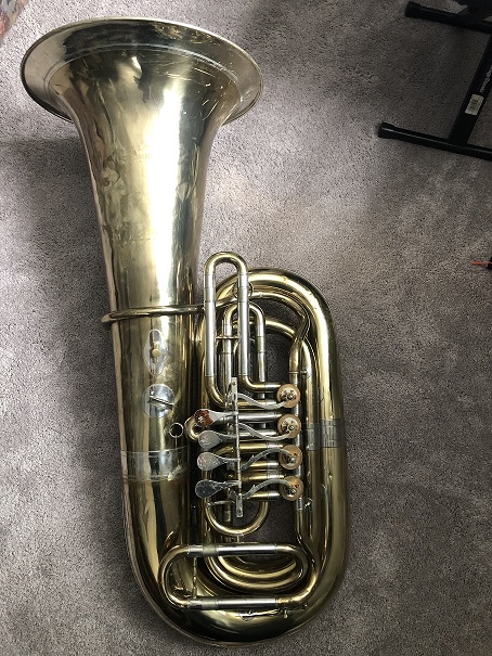 tuba.jpg