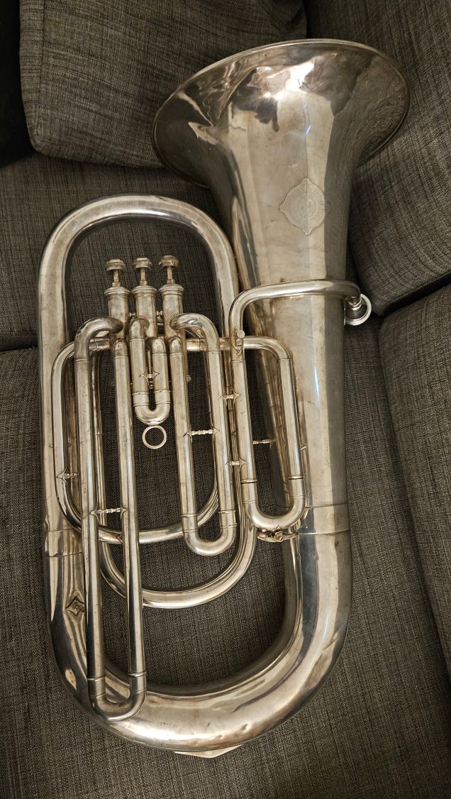 Reichel_tuba.jpg